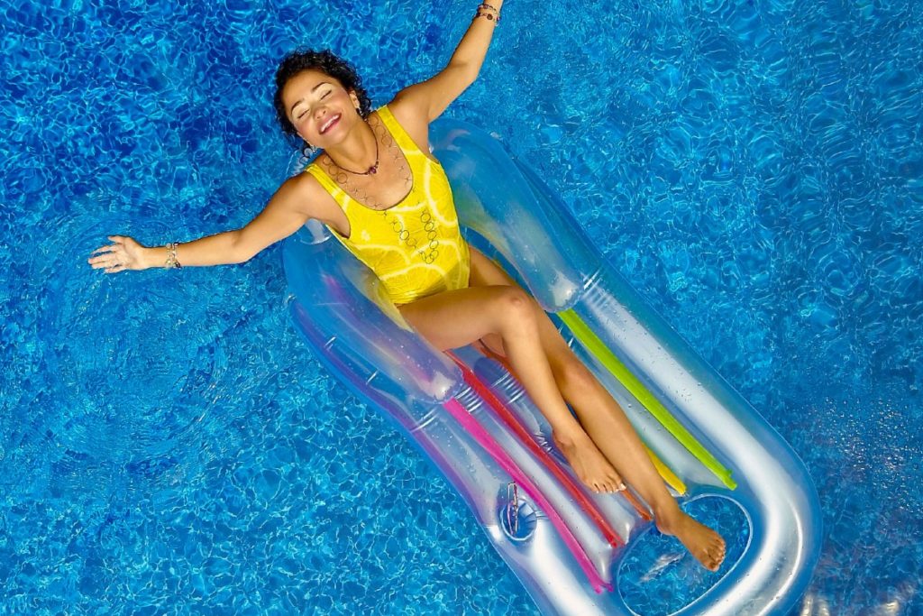sedia-galleggiante-piscina